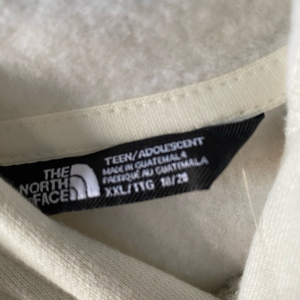 The North Face Cream Hoodie Brittany Charboneau Graphic Girls 18 Teen NWT - Picture 8 of 10